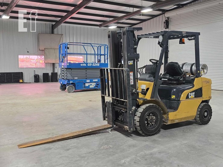 2020-caterpillar-gp25n-image-1