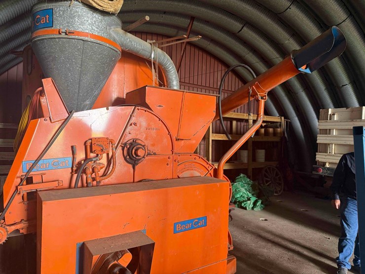 bear-cat-1250-grader-image-8