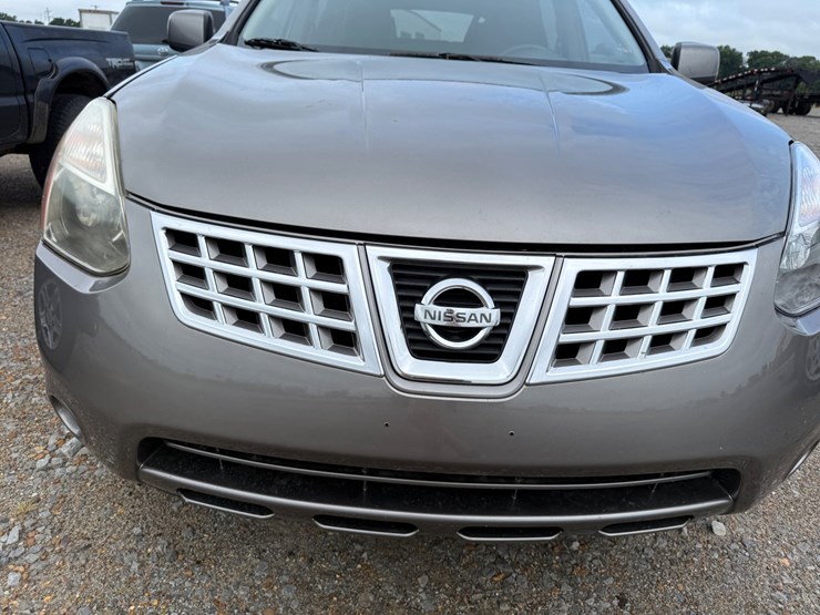 2010-nissan-rogue-image-34