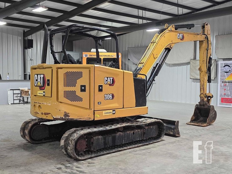 2021-caterpillar-306cr-image-3