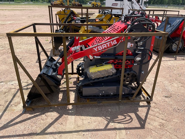 #5348-•-agt-ysrt14-skid-steer-loader-(mosinee,-wi)-image-9