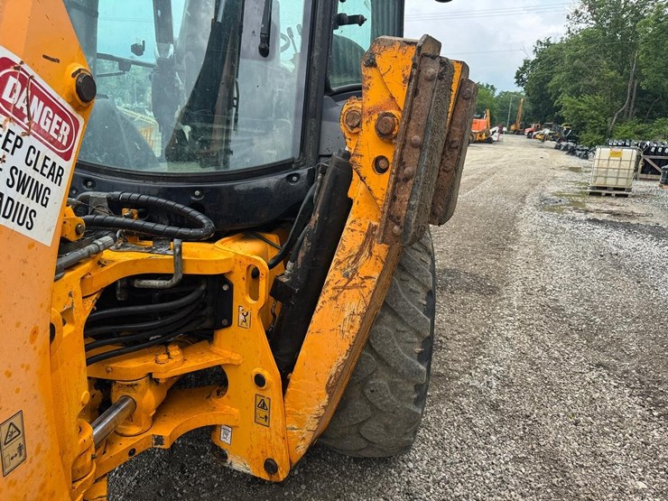jcb-3cx14-image-19