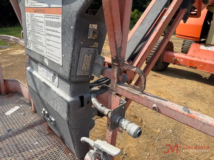 2017-jlg-450aj-image-12