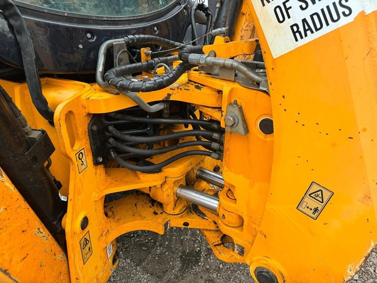 jcb-3cx14-image-15