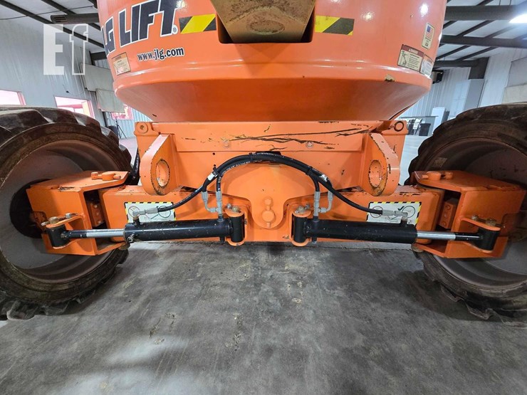 2006-jlg-600aj-image-21