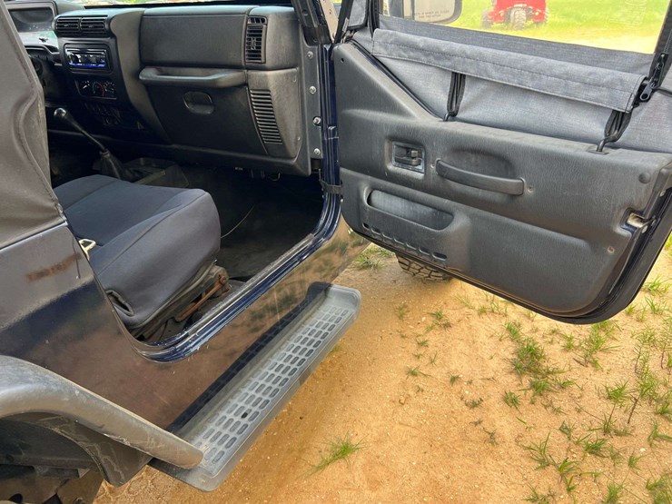 2006-jeep-wrangler-image-38