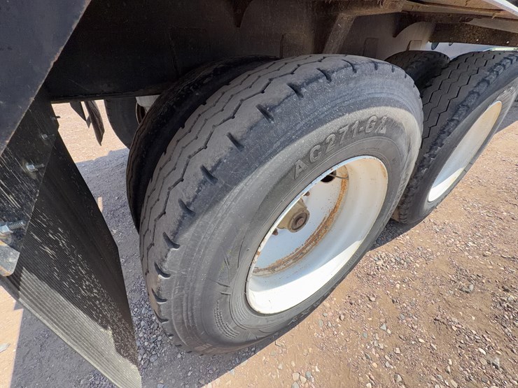 2019-smithco-sx2-40-34-image-24