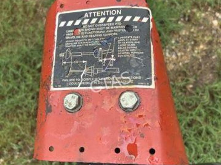 new-holland-570-image-8