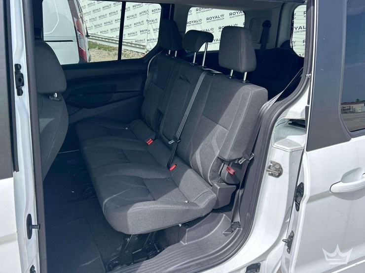 2015-ford-transit-connect-image-22