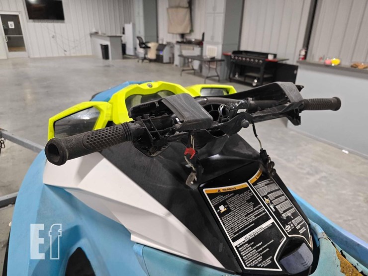 sea-doo-gti-se-155-jet-ski-image-10