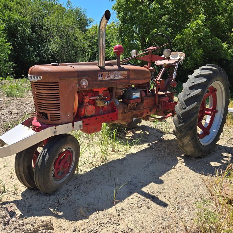 1948 IHC Farmall H Tractor
