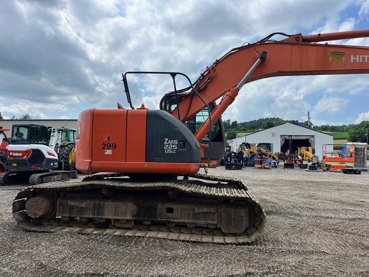 2005-hitachi-zx225us-lc-image-7