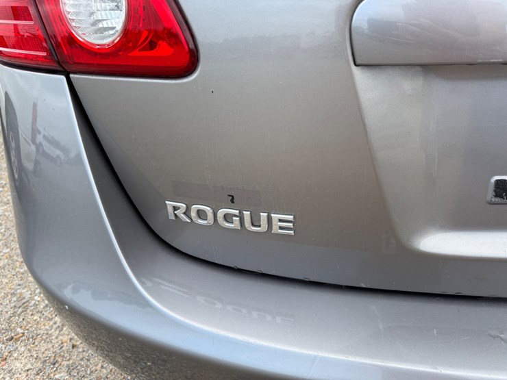 2010-nissan-rogue-image-7