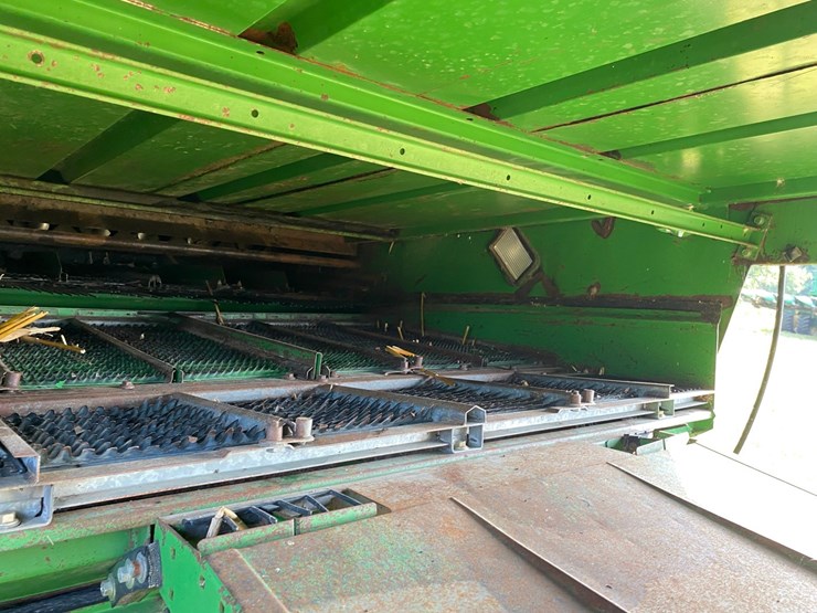 john-deere-9600-4x4-combine-image-46