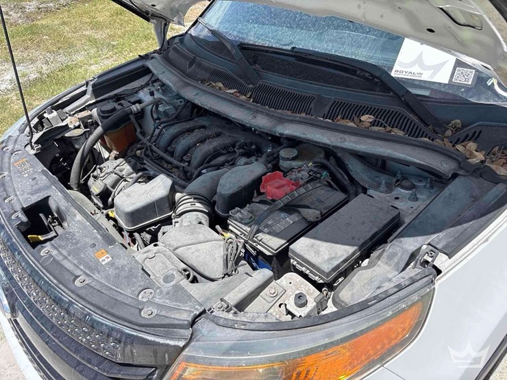 2013-ford-explorer-image-8