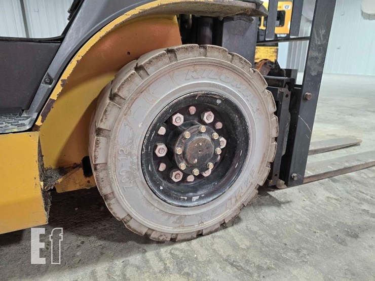 2020-caterpillar-gp25n-image-23