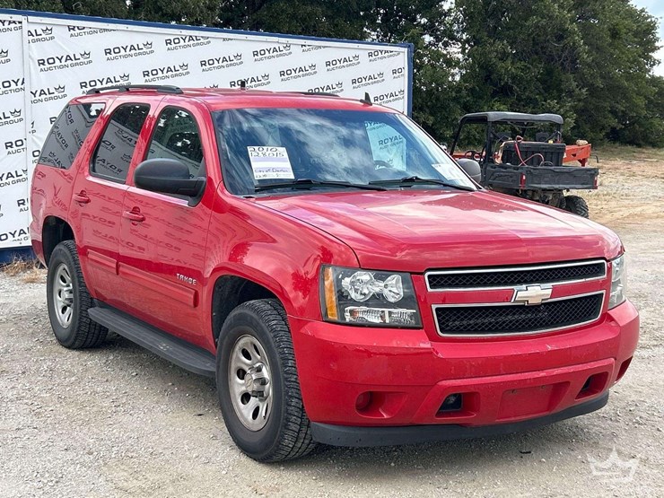 2010-chevrolet-tahoe-image-2