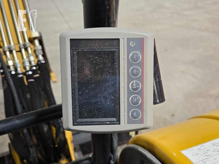 2019-caterpillar-303.5e2-cr-image-23