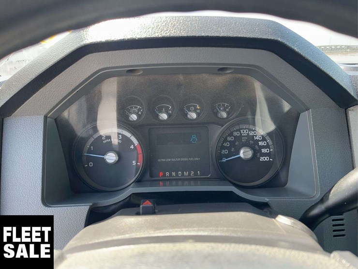 2013-ford-f550-image-14