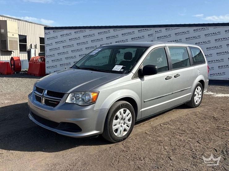 2015-dodge-grand-caravan-image-1