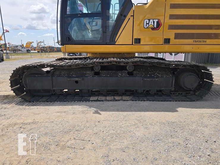 2020-caterpillar-336-image-30