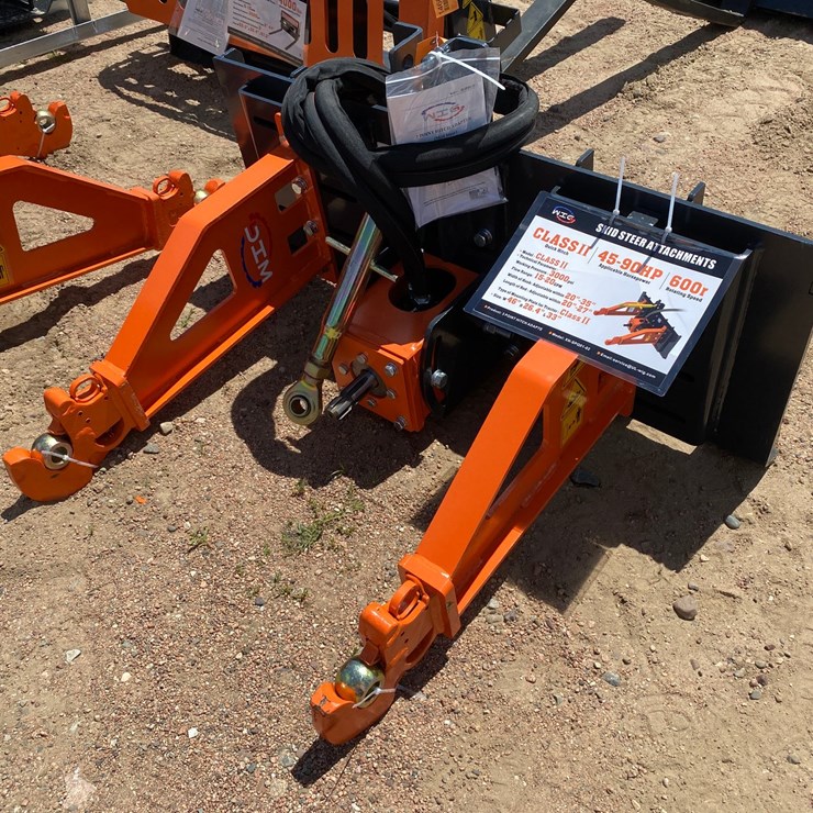 #14607 • WIG 3-Point Hitch Adapter (Mosinee, WI)