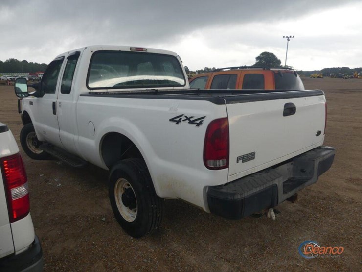 2004-ford-f350-image-3