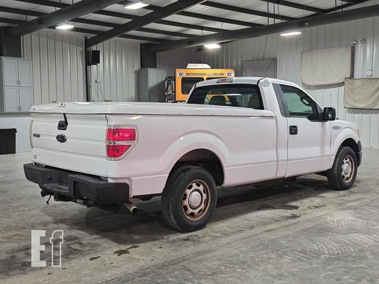2010-ford-f150-xl-image-3