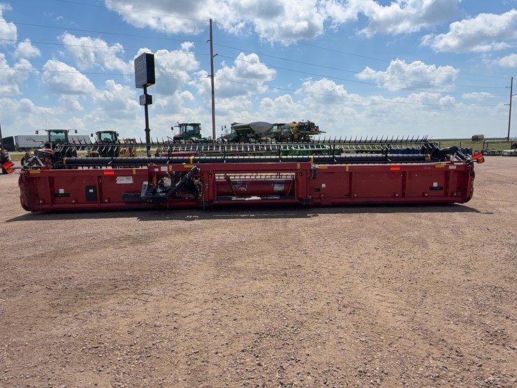 2014-case-ih-3162-image-6