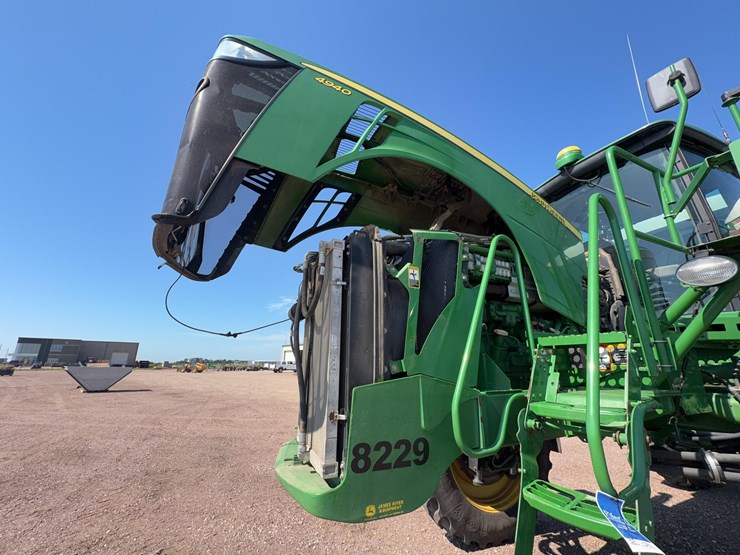 2012-john-deere-4940-image-11
