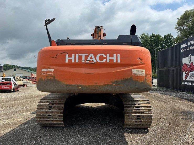 2015-hitachi-zx350lc-6n-image-5