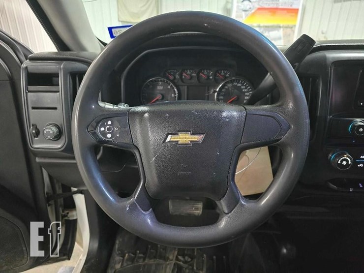 2015-chevrolet-silverado-1500-image-10