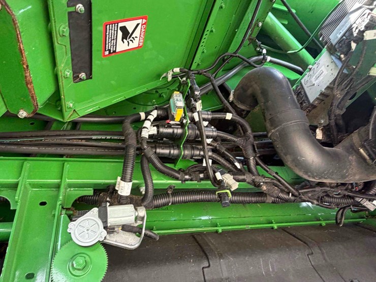 2019-john-deere-s780-image-50