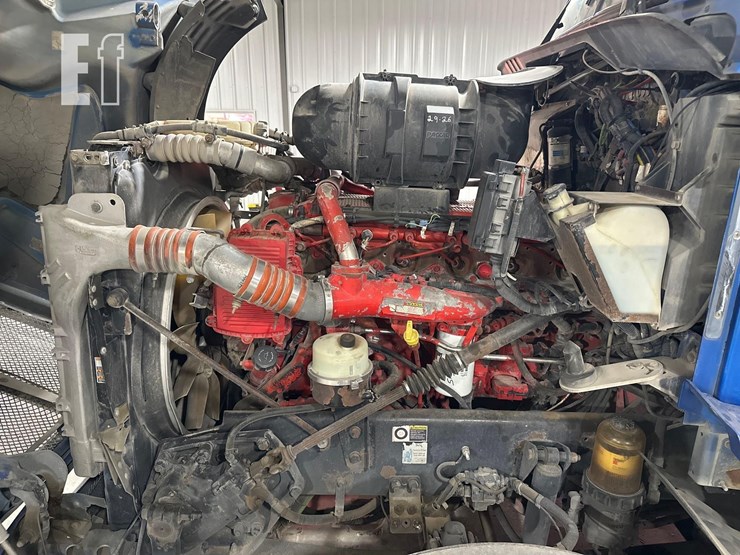 2011-kenworth-t660-image-27