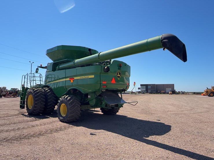 2015-john-deere-s680-image-7