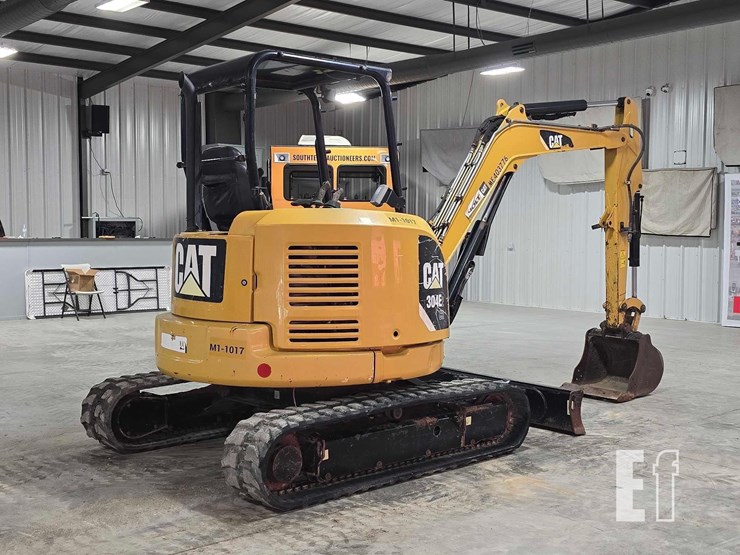 2017-caterpillar-304e2-cr-image-3