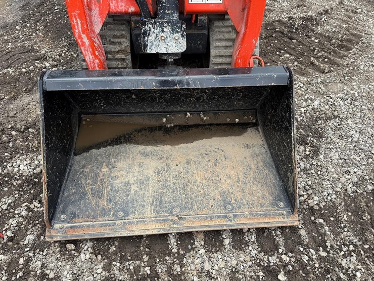 2023-kubota-scl1000-image-9