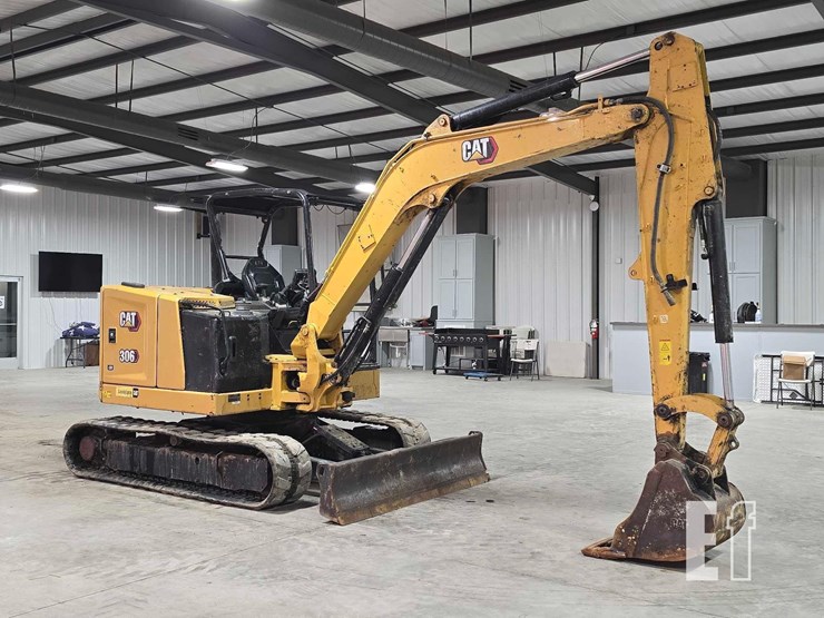 2021-caterpillar-306cr-image-2