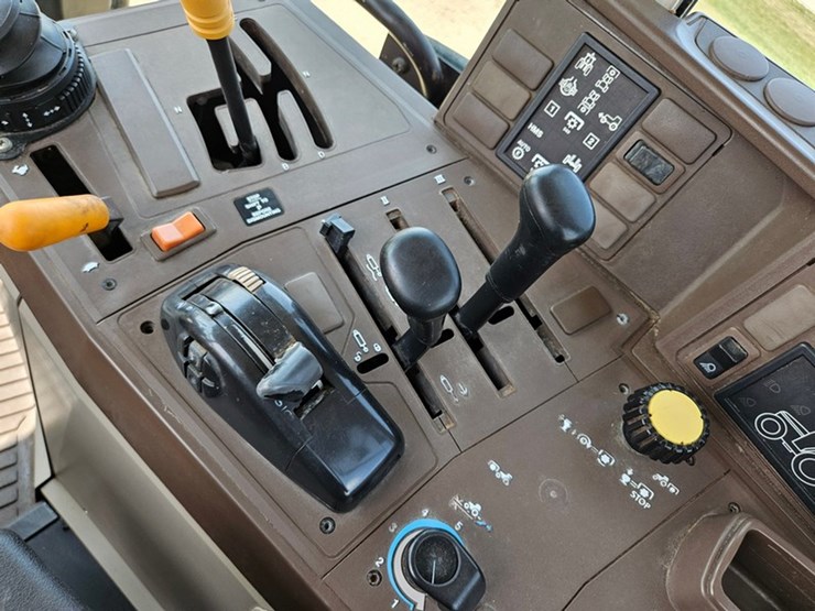 john-deere-6420-image-46