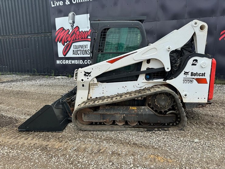 2021-bobcat-t770-image-3