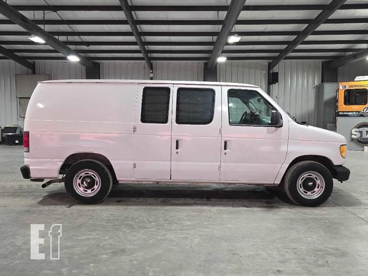 2005-2005-ford-econoline-van-6670-image-6