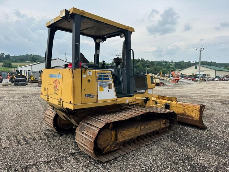 2004-komatsu-d31px-21-image-6