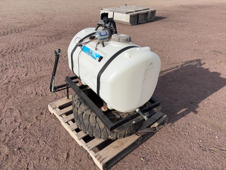 master-manufacturing-utv-sprayer-image-7