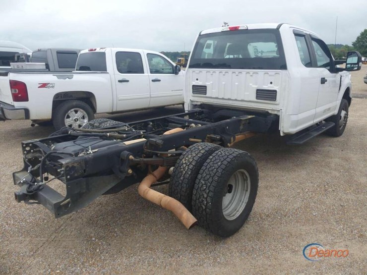 2017-ford-f350-image-2