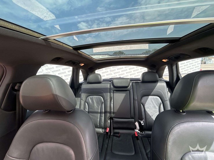 2011-audi-q5-image-23
