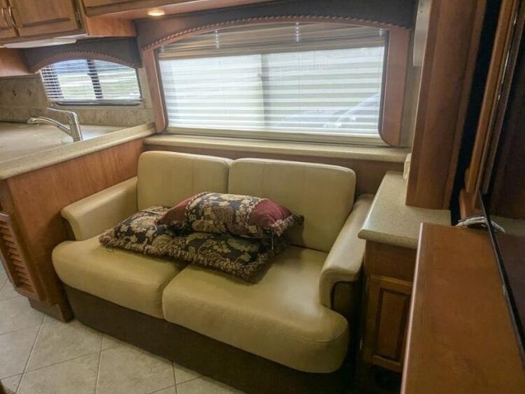 2008-custom-built-image-32