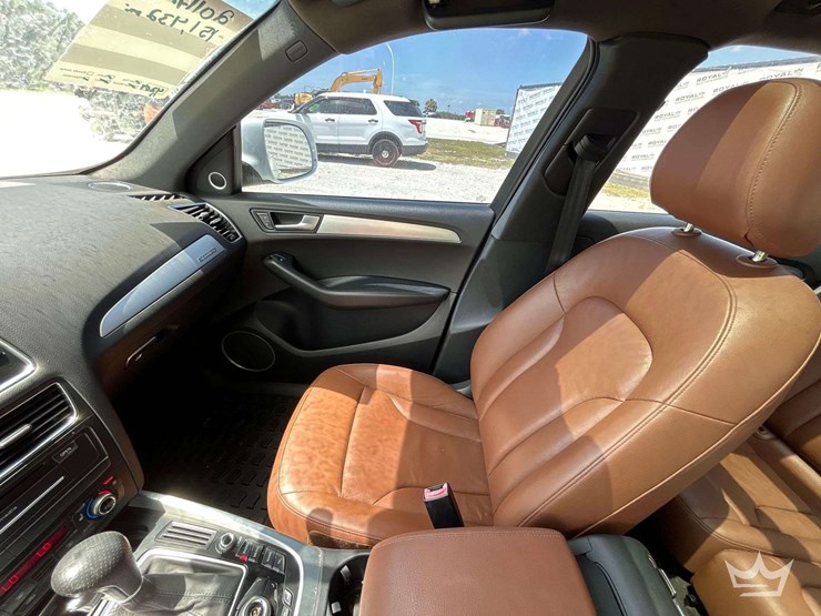 2011-audi-q5-image-19
