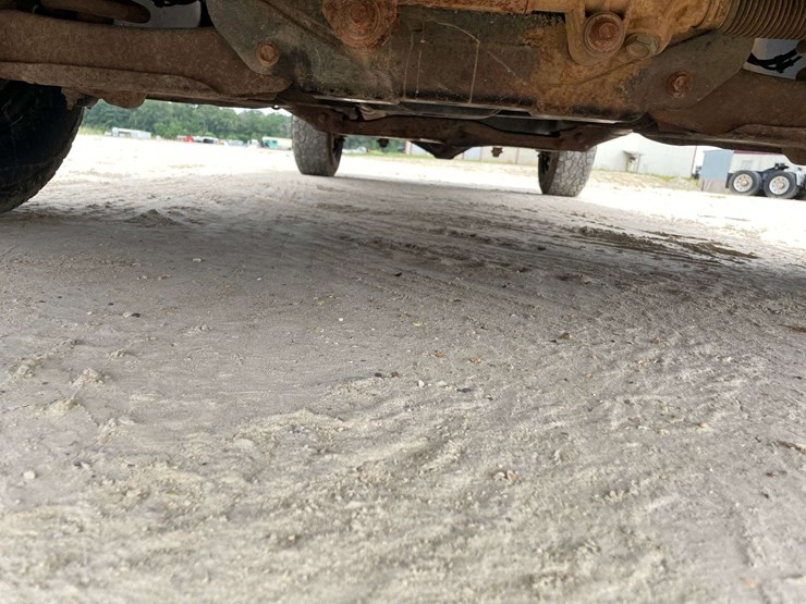 2004-dodge-ram-2500-image-25