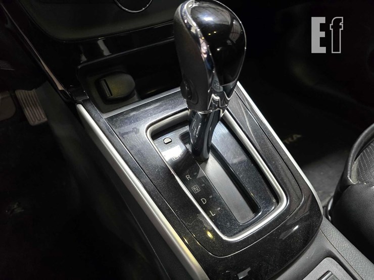2017-nissan-sentra-image-15