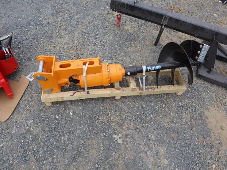 caterpillar-303-image-4
